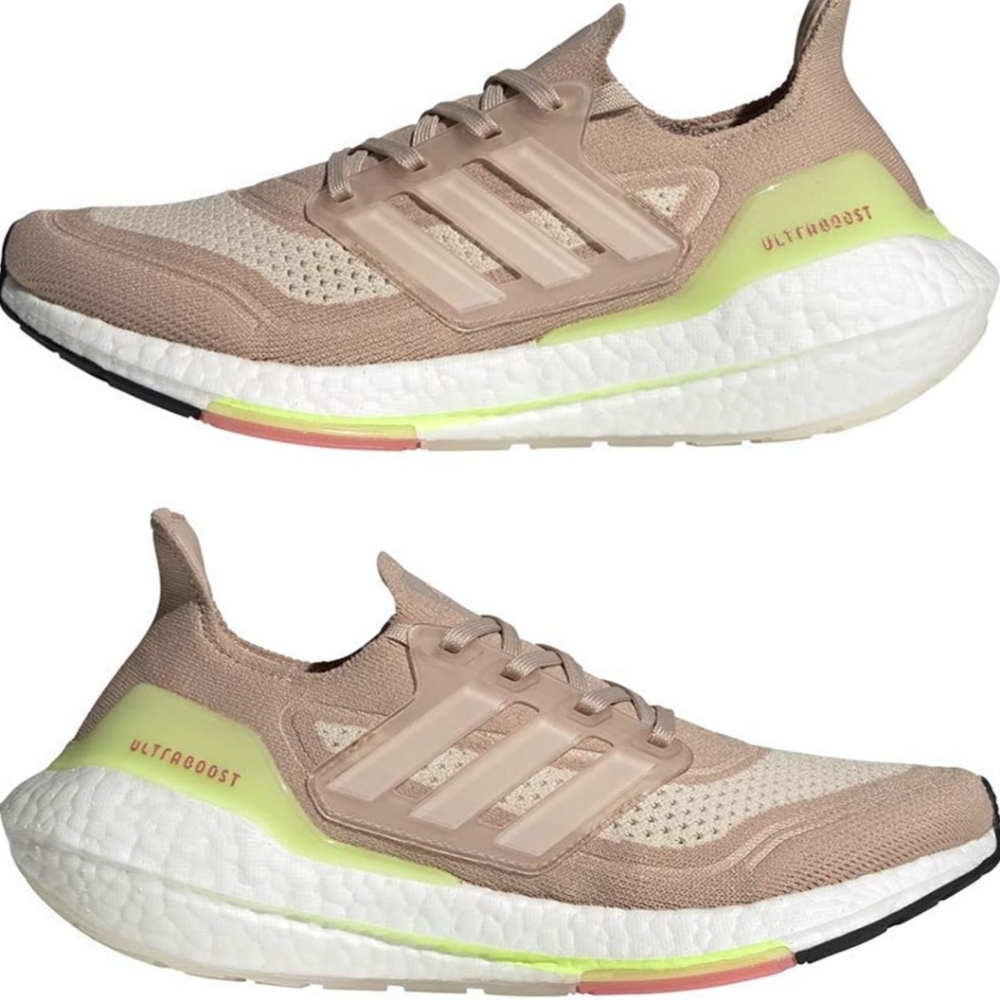 NWT Adidas Ultraboost 21 Running Shoes, Size 9, Ash Pearl/White/Halo Ivory